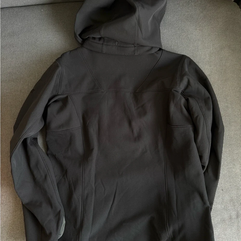 AVIA Softshell Jacket – Water-Resistant, Size M - Picture 12 of 13